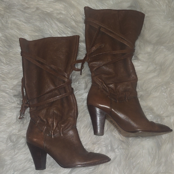 KORS Michael Kors Brown Heeled Boots - Picture 1 of 10